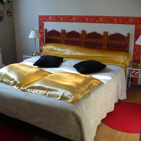 Chambre D'Hotes Dyrslot Saint-Denis-de-Pile Екстериор снимка