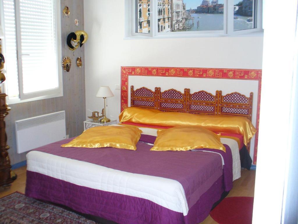 Chambre D'Hotes Dyrslot Saint-Denis-de-Pile Стая снимка