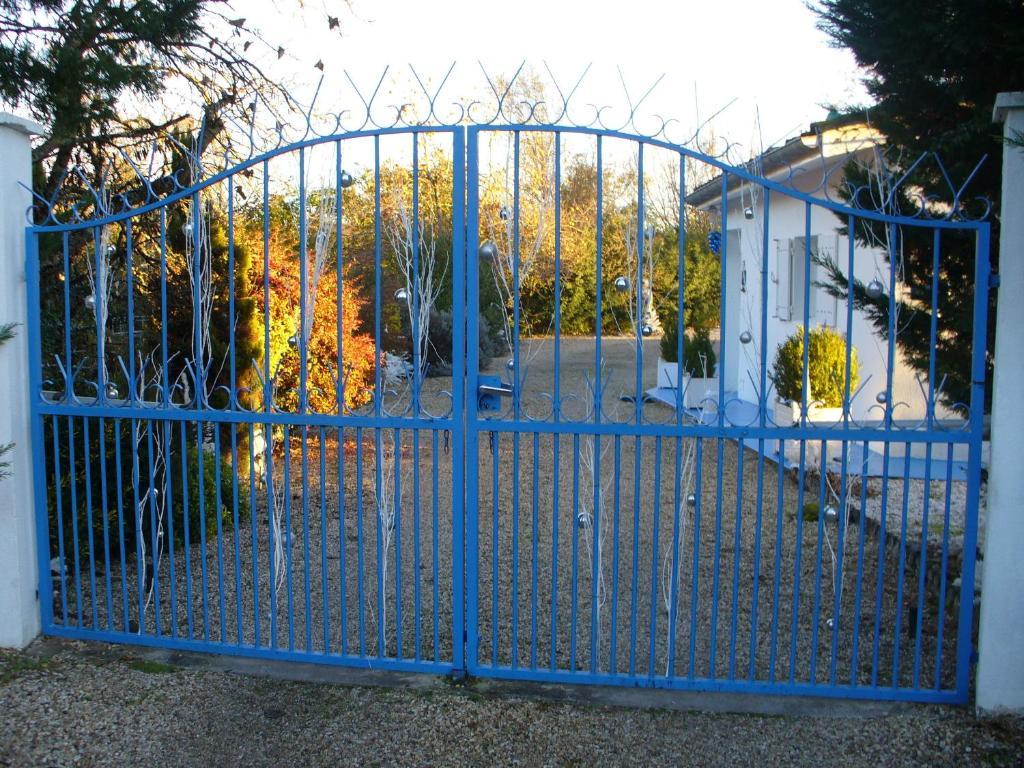 Chambre D'Hotes Dyrslot Saint-Denis-de-Pile Екстериор снимка